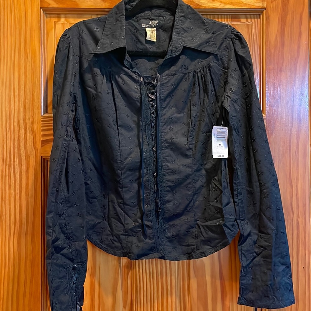 NWT BUFFALO by David Bitton Romantic Lace-up Top 34” Chest !!!